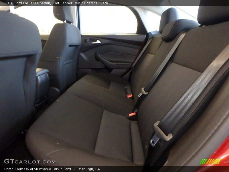 Hot Pepper Red / Charcoal Black 2018 Ford Focus SEL Sedan