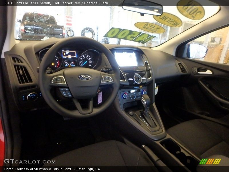 Hot Pepper Red / Charcoal Black 2018 Ford Focus SEL Sedan