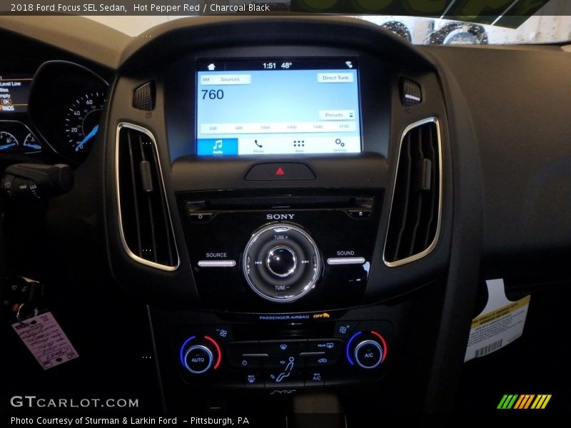 Hot Pepper Red / Charcoal Black 2018 Ford Focus SEL Sedan