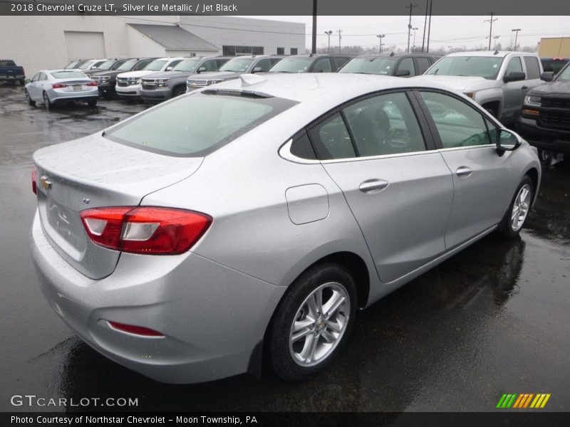 Silver Ice Metallic / Jet Black 2018 Chevrolet Cruze LT