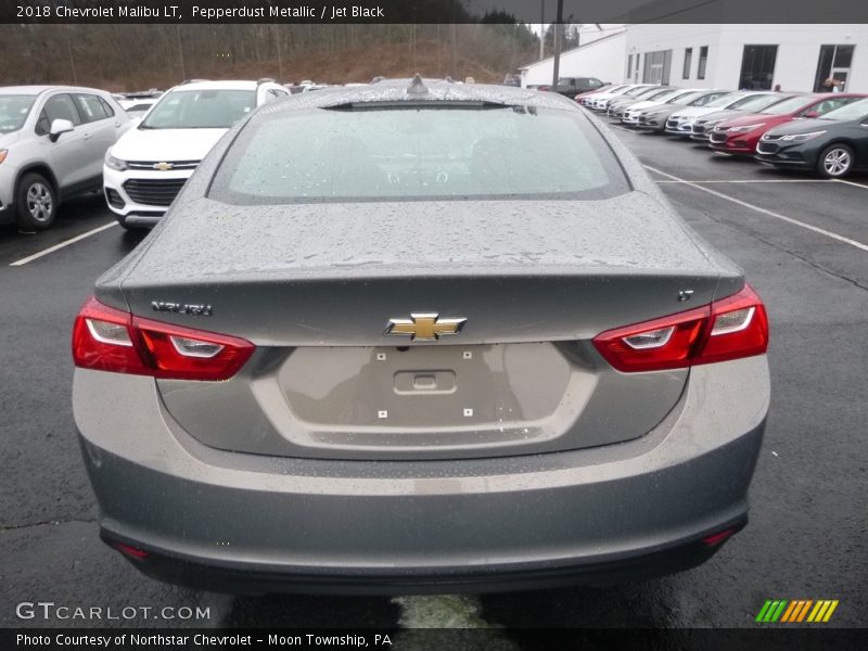 Pepperdust Metallic / Jet Black 2018 Chevrolet Malibu LT