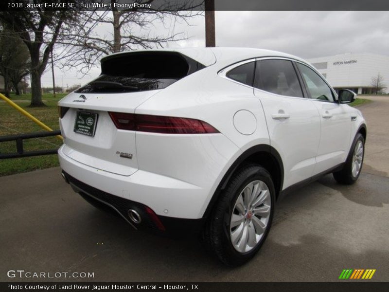 Fuji White / Ebony/Ebony 2018 Jaguar E-PACE SE