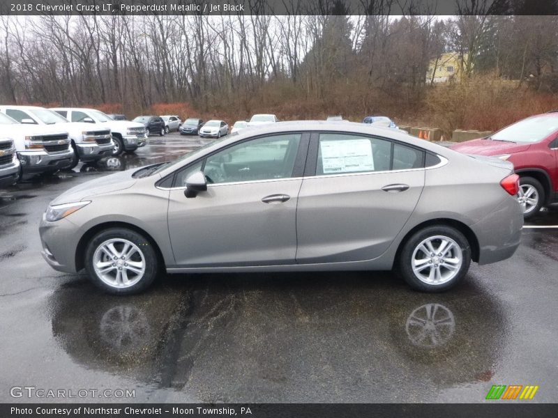 Pepperdust Metallic / Jet Black 2018 Chevrolet Cruze LT