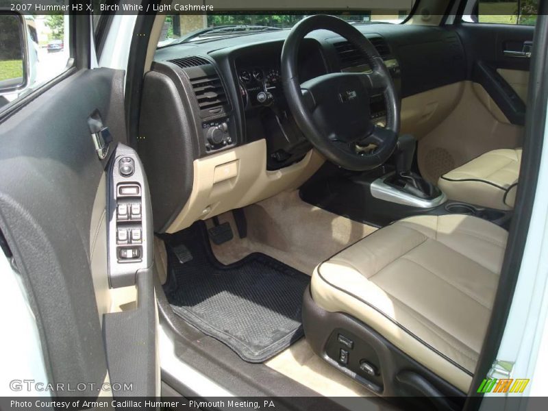Birch White / Light Cashmere 2007 Hummer H3 X