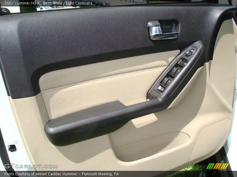 Birch White / Light Cashmere 2007 Hummer H3 X