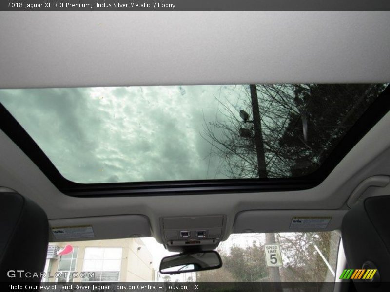 Indus Silver Metallic / Ebony 2018 Jaguar XE 30t Premium