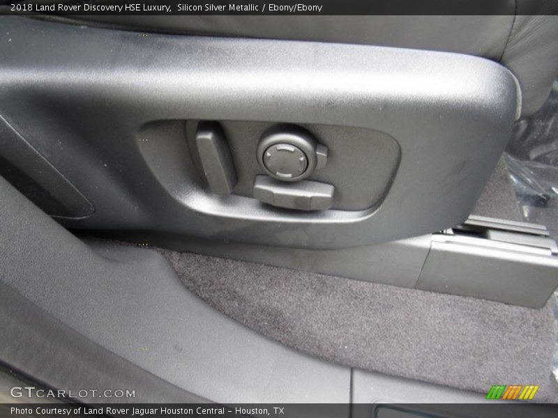 Silicon Silver Metallic / Ebony/Ebony 2018 Land Rover Discovery HSE Luxury