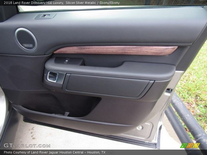 Silicon Silver Metallic / Ebony/Ebony 2018 Land Rover Discovery HSE Luxury