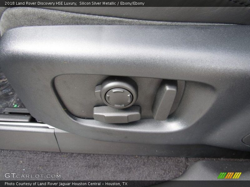 Silicon Silver Metallic / Ebony/Ebony 2018 Land Rover Discovery HSE Luxury