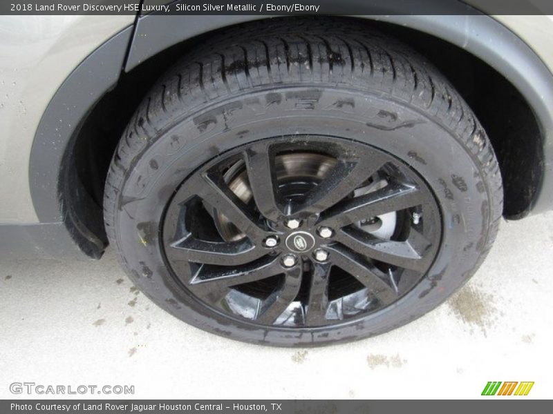 Silicon Silver Metallic / Ebony/Ebony 2018 Land Rover Discovery HSE Luxury