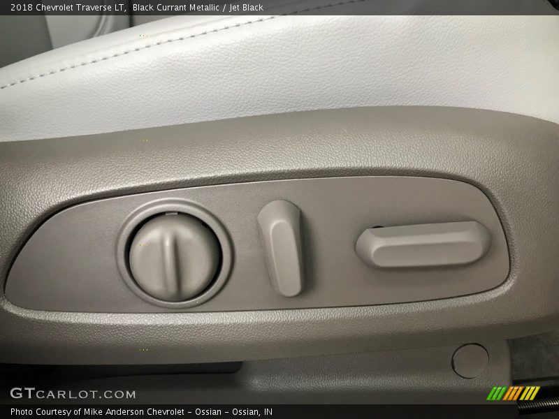 Black Currant Metallic / Jet Black 2018 Chevrolet Traverse LT