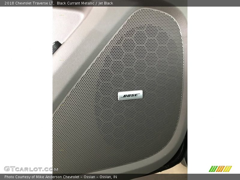 Black Currant Metallic / Jet Black 2018 Chevrolet Traverse LT