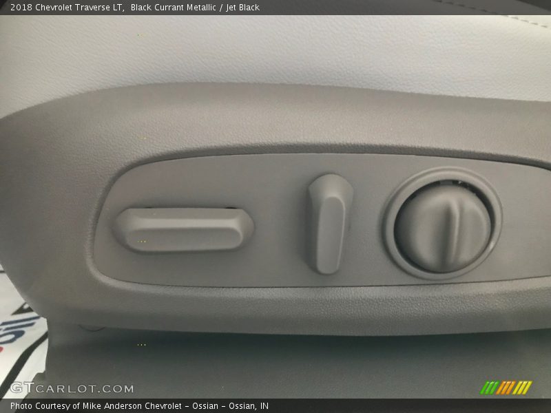 Black Currant Metallic / Jet Black 2018 Chevrolet Traverse LT