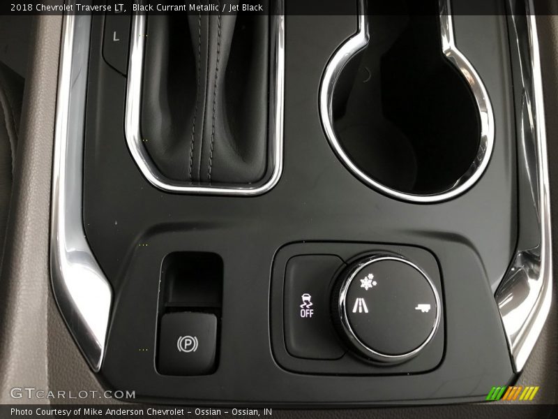 Black Currant Metallic / Jet Black 2018 Chevrolet Traverse LT