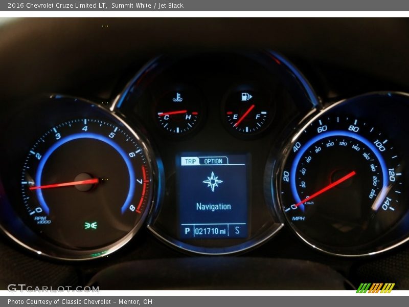 Summit White / Jet Black 2016 Chevrolet Cruze Limited LT