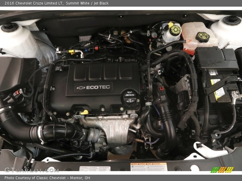 Summit White / Jet Black 2016 Chevrolet Cruze Limited LT