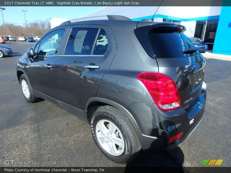 Nightfall Gray Metallic / Jet Black/­Light Ash Gray 2017 Chevrolet Trax LT AWD