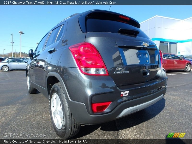Nightfall Gray Metallic / Jet Black/­Light Ash Gray 2017 Chevrolet Trax LT AWD
