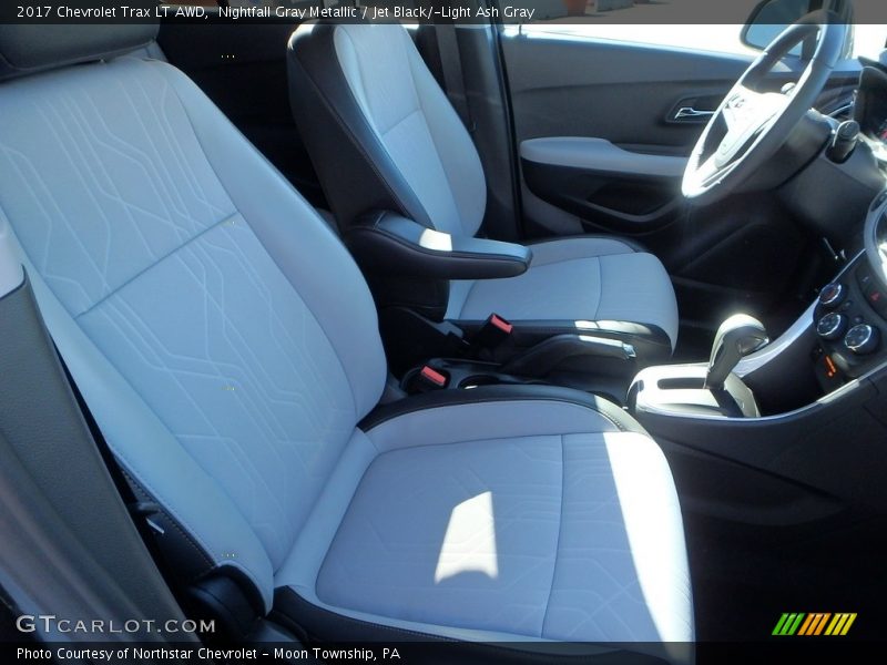 Nightfall Gray Metallic / Jet Black/­Light Ash Gray 2017 Chevrolet Trax LT AWD