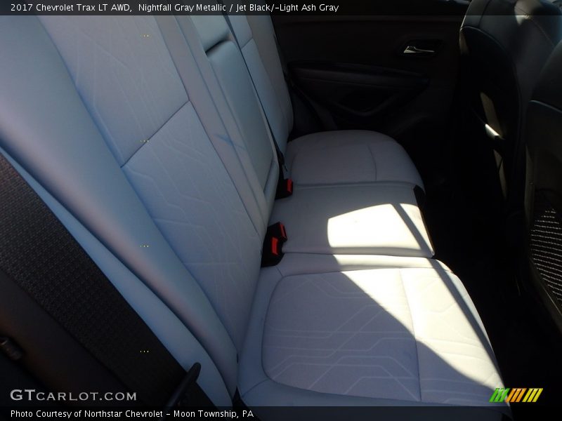 Nightfall Gray Metallic / Jet Black/­Light Ash Gray 2017 Chevrolet Trax LT AWD