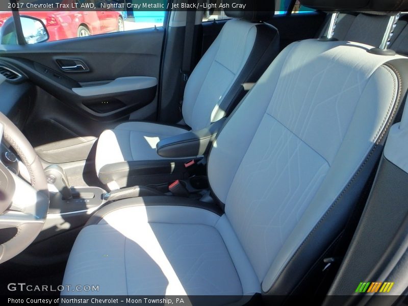 Nightfall Gray Metallic / Jet Black/­Light Ash Gray 2017 Chevrolet Trax LT AWD