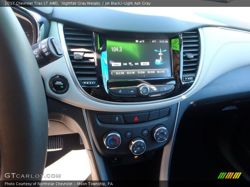 Nightfall Gray Metallic / Jet Black/­Light Ash Gray 2017 Chevrolet Trax LT AWD