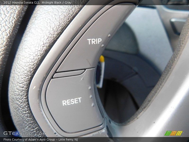 Midnight Black / Gray 2012 Hyundai Sonata GLS