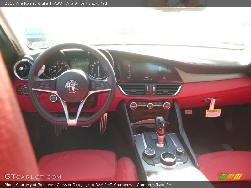 Alfa White / Black/Red 2018 Alfa Romeo Giulia Ti AWD