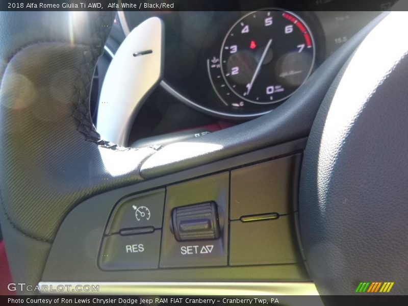 Alfa White / Black/Red 2018 Alfa Romeo Giulia Ti AWD