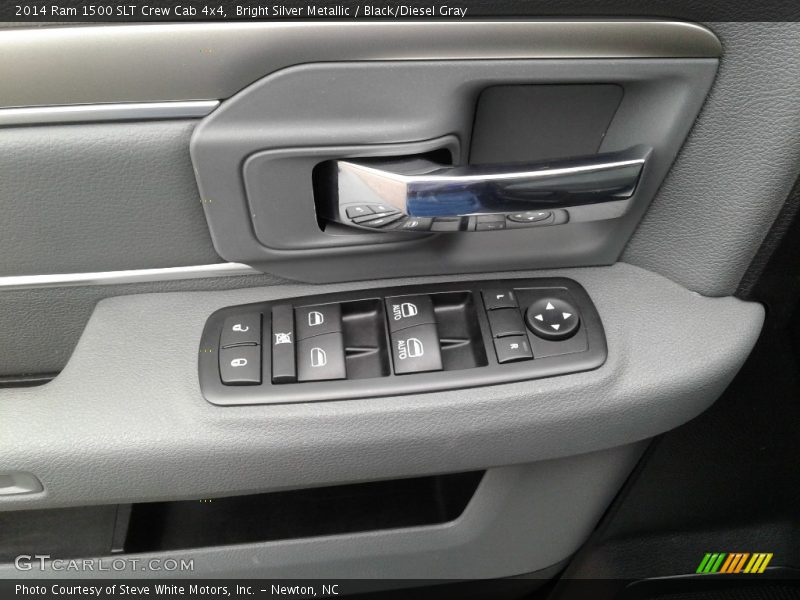 Bright Silver Metallic / Black/Diesel Gray 2014 Ram 1500 SLT Crew Cab 4x4