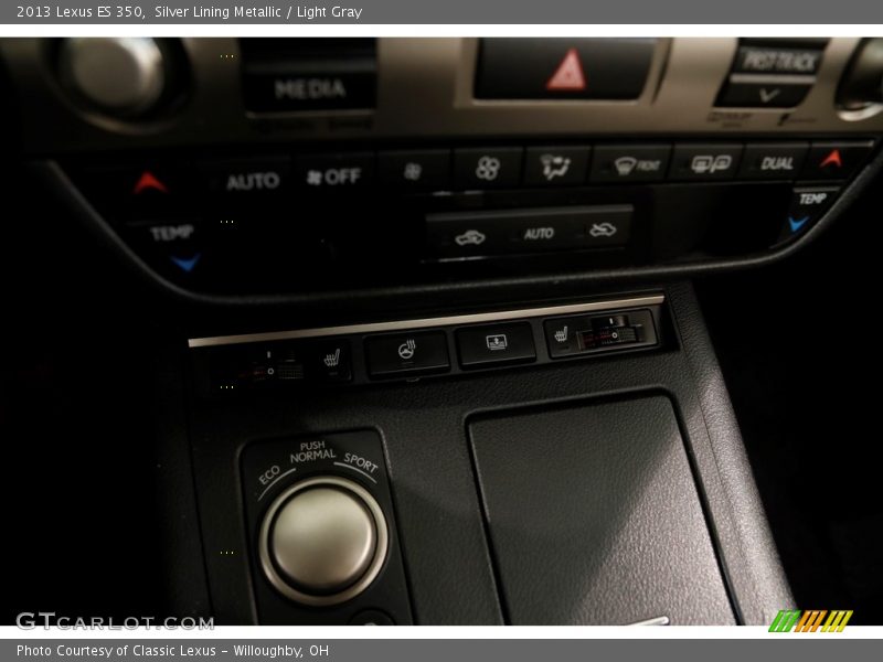 Silver Lining Metallic / Light Gray 2013 Lexus ES 350