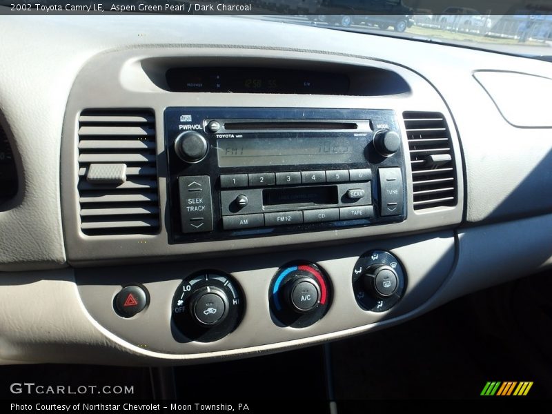 Aspen Green Pearl / Dark Charcoal 2002 Toyota Camry LE
