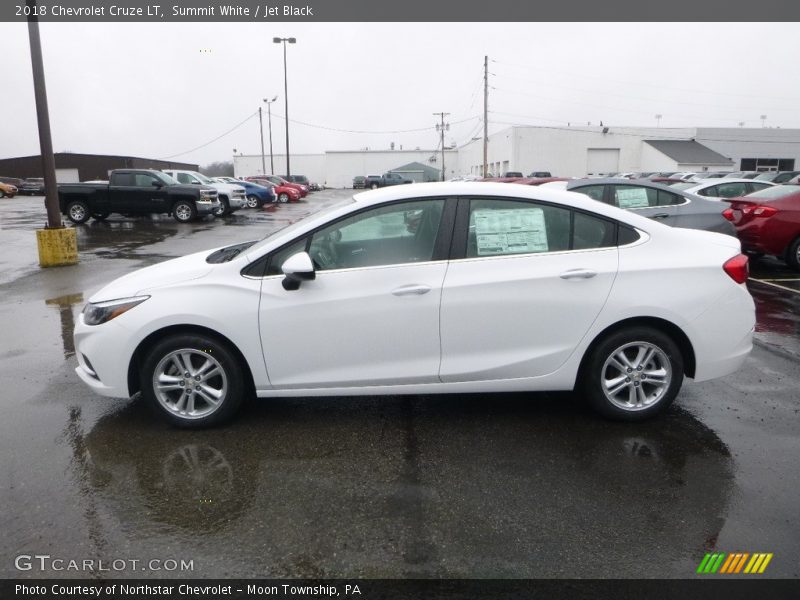Summit White / Jet Black 2018 Chevrolet Cruze LT