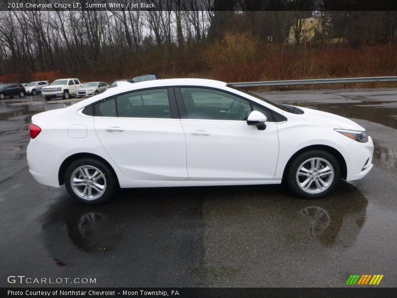 Summit White / Jet Black 2018 Chevrolet Cruze LT