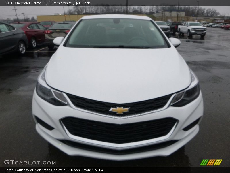 Summit White / Jet Black 2018 Chevrolet Cruze LT