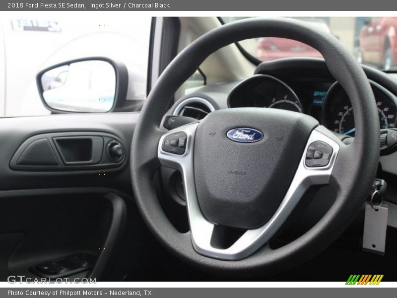 Ingot Silver / Charcoal Black 2018 Ford Fiesta SE Sedan