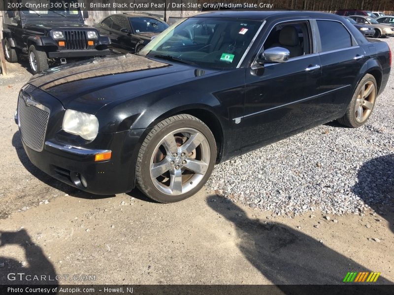 Brilliant Black Crystal Pearl / Dark Slate Gray/Medium Slate Gray 2005 Chrysler 300 C HEMI