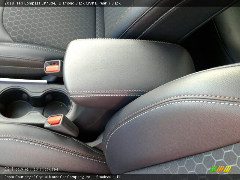 Diamond Black Crystal Pearl / Black 2018 Jeep Compass Latitude