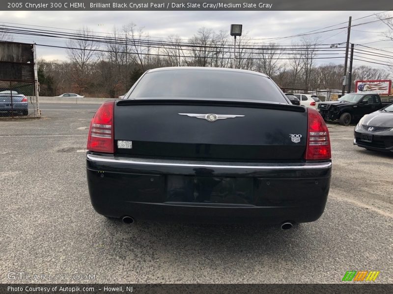 Brilliant Black Crystal Pearl / Dark Slate Gray/Medium Slate Gray 2005 Chrysler 300 C HEMI