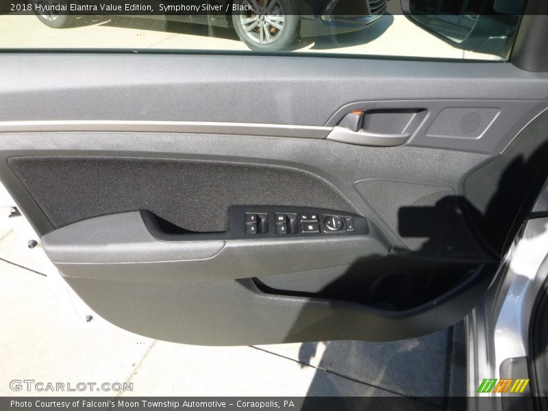 Symphony Silver / Black 2018 Hyundai Elantra Value Edition