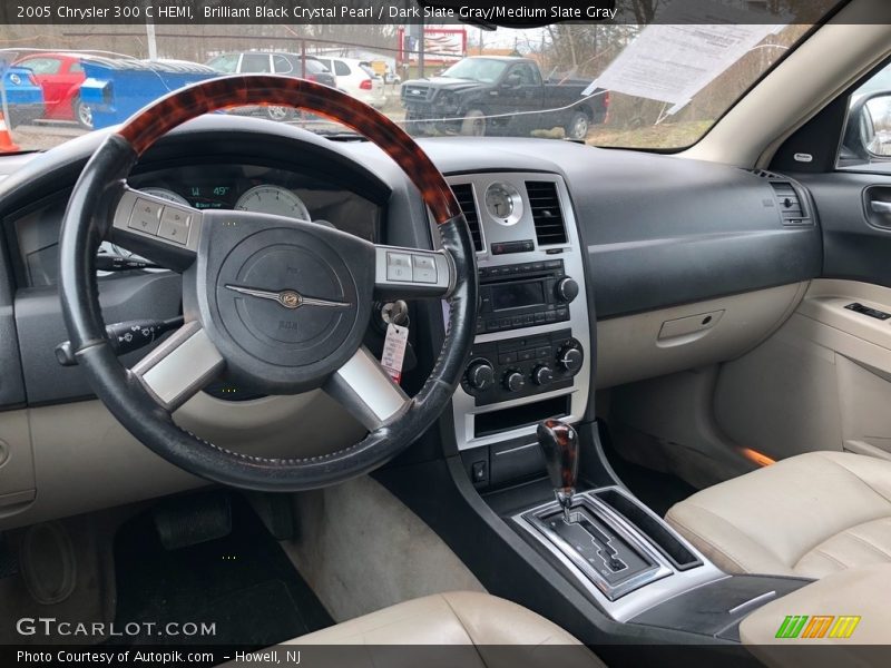 Brilliant Black Crystal Pearl / Dark Slate Gray/Medium Slate Gray 2005 Chrysler 300 C HEMI