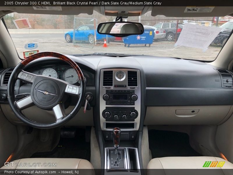 Brilliant Black Crystal Pearl / Dark Slate Gray/Medium Slate Gray 2005 Chrysler 300 C HEMI