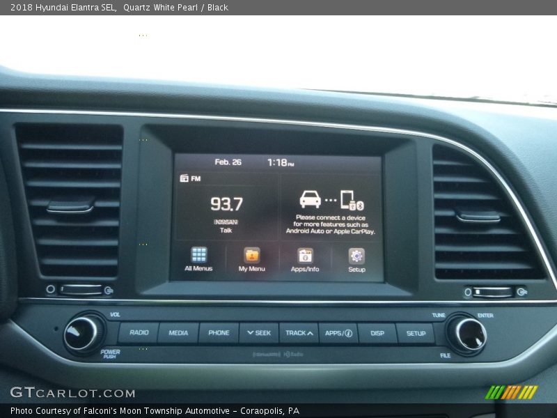 Quartz White Pearl / Black 2018 Hyundai Elantra SEL