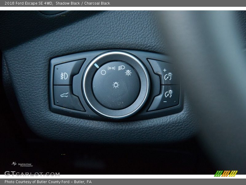 Shadow Black / Charcoal Black 2018 Ford Escape SE 4WD