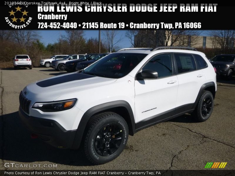 Bright White / Black 2019 Jeep Cherokee Trailhawk 4x4