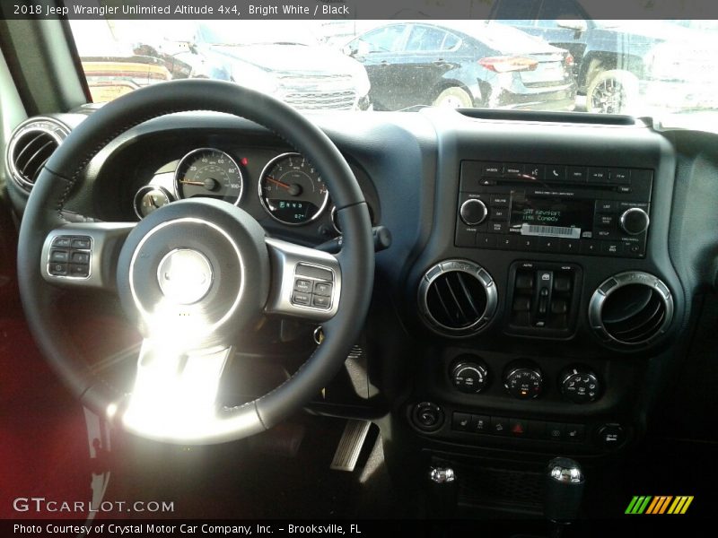 Bright White / Black 2018 Jeep Wrangler Unlimited Altitude 4x4