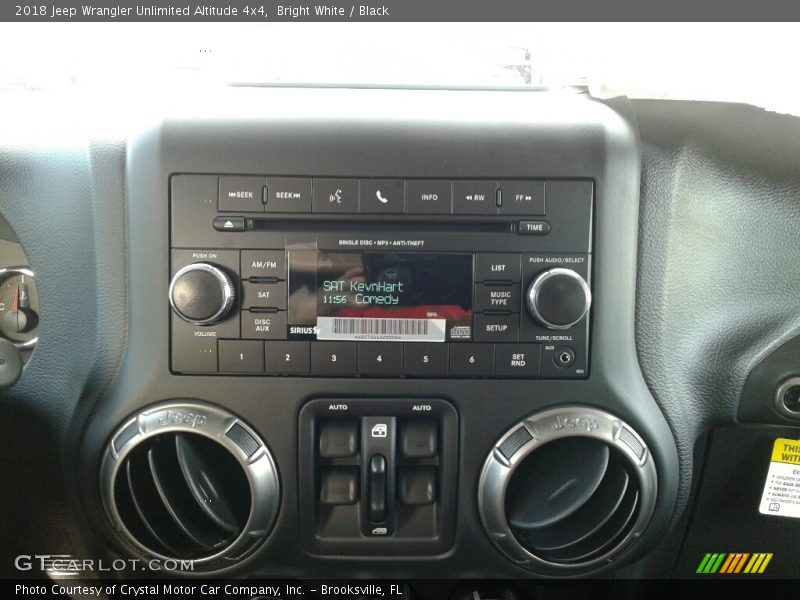 Bright White / Black 2018 Jeep Wrangler Unlimited Altitude 4x4