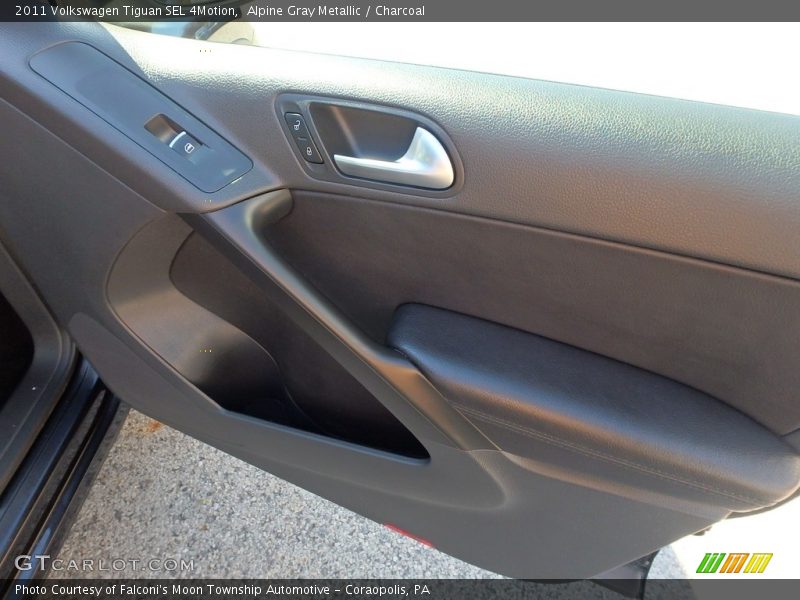 Alpine Gray Metallic / Charcoal 2011 Volkswagen Tiguan SEL 4Motion