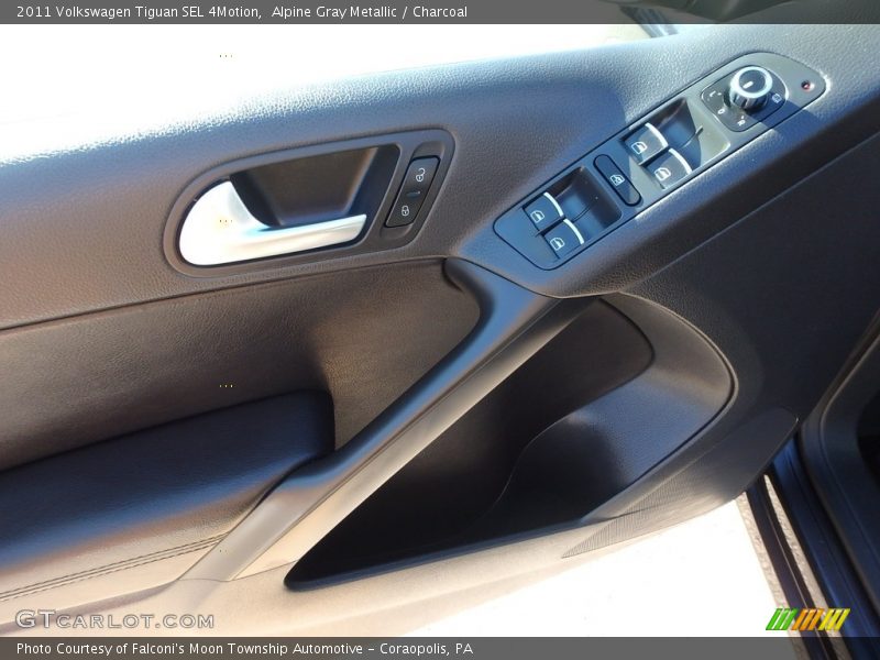Alpine Gray Metallic / Charcoal 2011 Volkswagen Tiguan SEL 4Motion