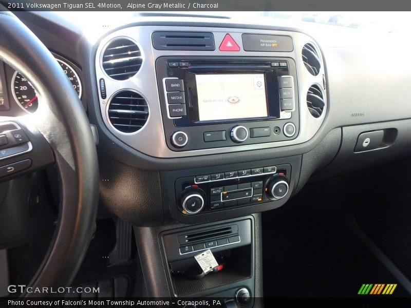 Alpine Gray Metallic / Charcoal 2011 Volkswagen Tiguan SEL 4Motion